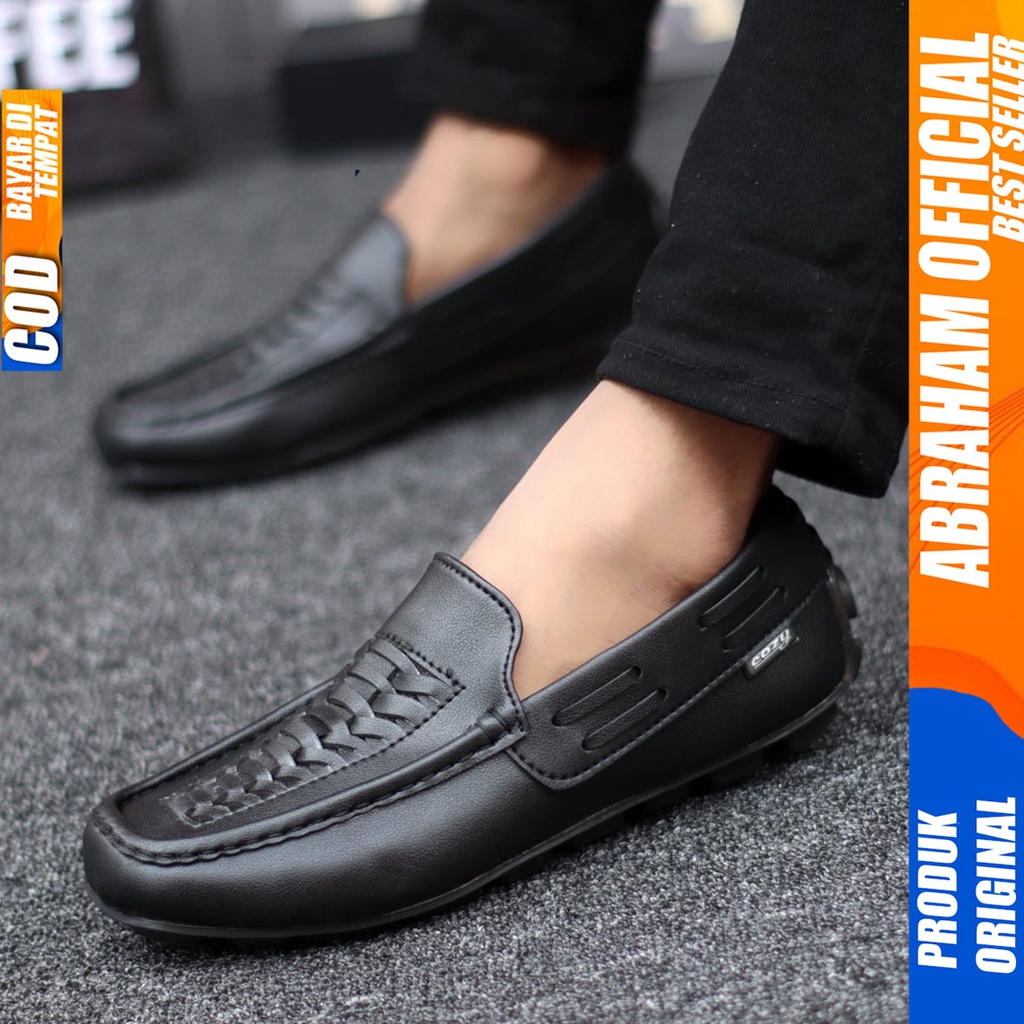 Sepatu Slip On Casual Anti Slip Kerja Santai Hitam Pria Abraham Morits