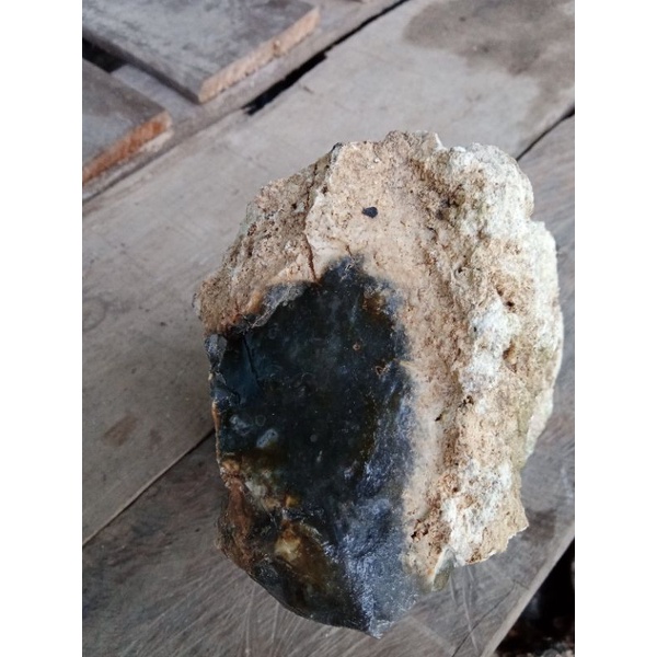 hitam kristal garut