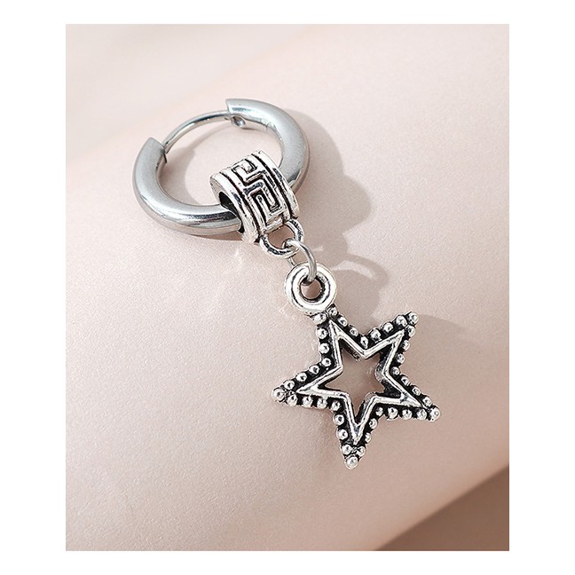 LRC Anting Tusuk Fashion Five-pointed Star Five-pointed Star Unilateral Y65409