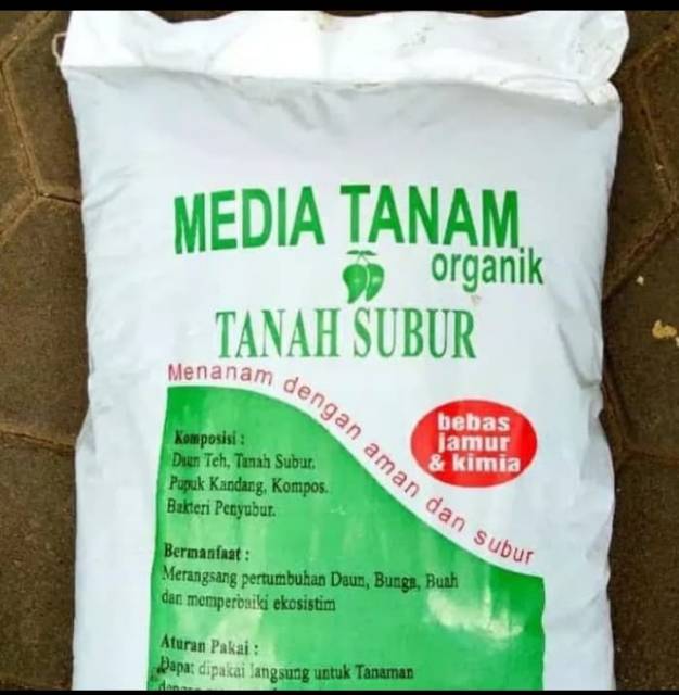 Pupuk Tanaman Hias / Media Tanaman Organik Tanah Subur