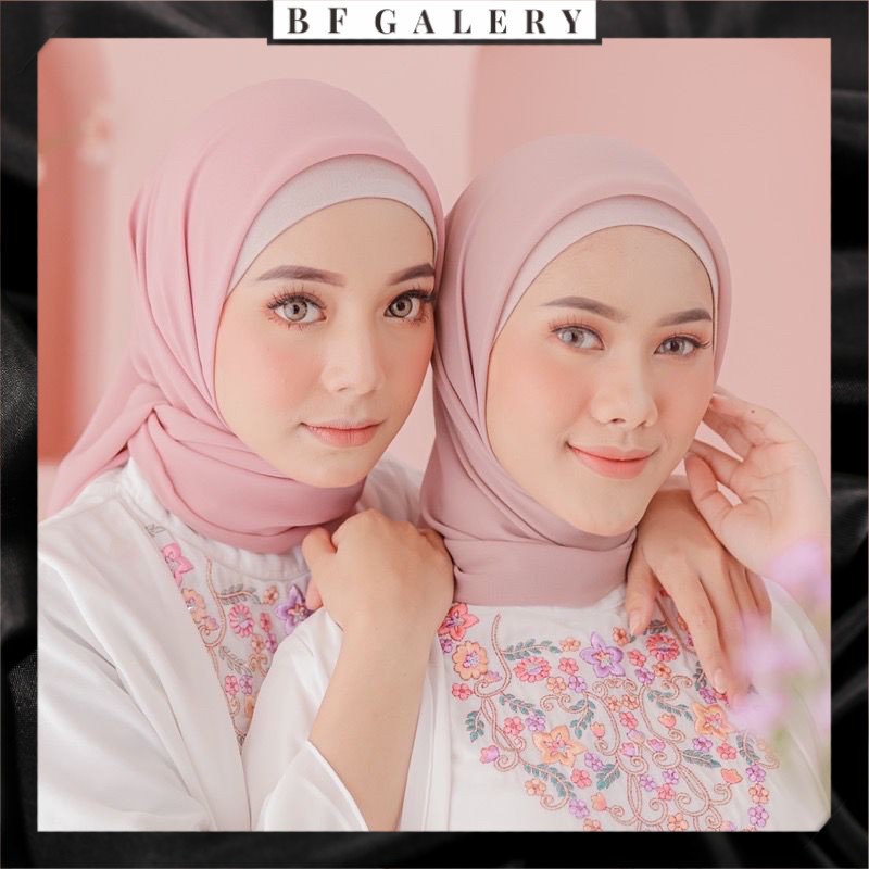 BFJ008 Bella Square HIJAB SEGI EMPAT POLOS Polycotton Jilbab Premium Murah JAKARTA (BISA COD)