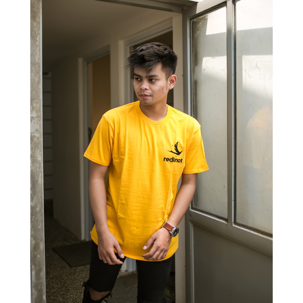 

Redknot T Shirt 02 Kuning - Baju T Shirt Kaos Adem dan Nyaman Serta Cocok Untuk Sehari-Hari