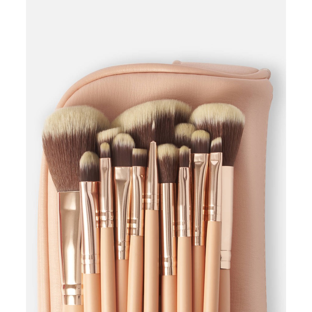 BH Cosmetics Chic 14 Pcs Brush Set Bonus Bag