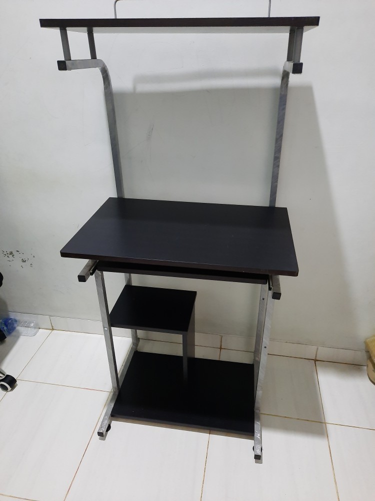 Meja Komputer Besi Lunar || Huga 905