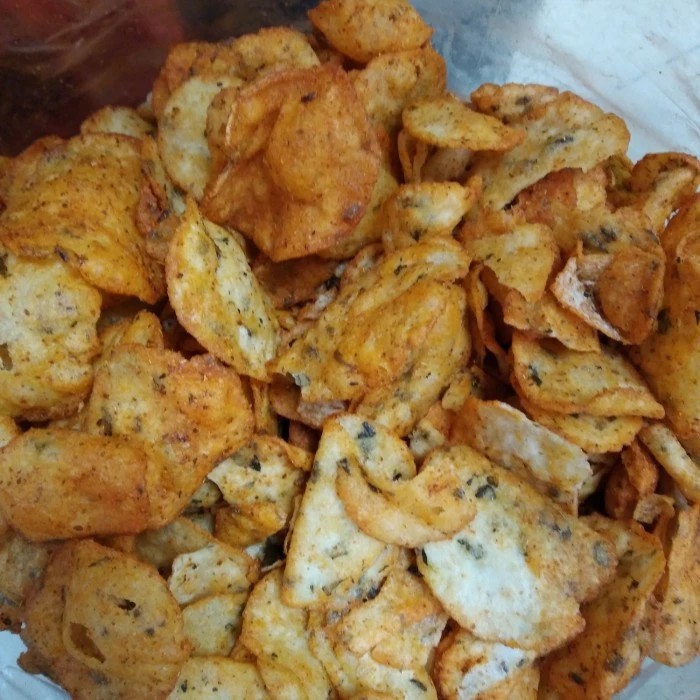 

KERIPIK COMRING BAWANG /MAKAN BANDUNG COMRING - pedes