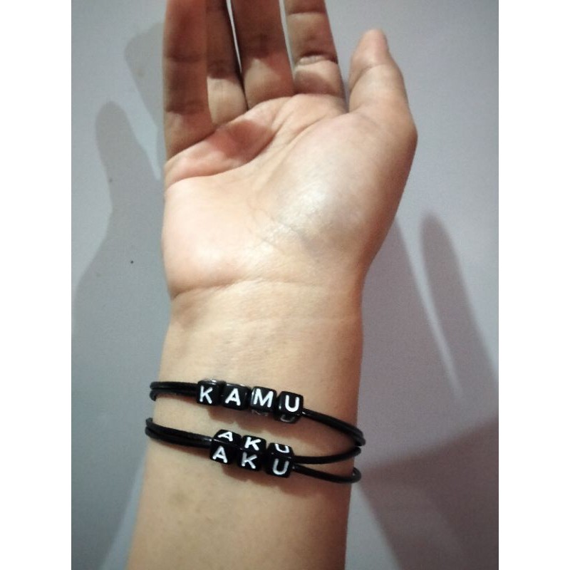 (GRATIS) GELANG TALI COUPLE MURAH COSTUM NAMA | anti air |(beli 10 pcs free 1 Glng inisial)Gelang couple / gelang nama / gelang viral /gelang inisial/ gelang Costum / gelang persahabatan / gelang huruf / gelang murah