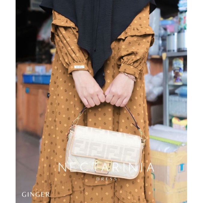 NECTARINIA DRESS By WNJ Wanoja Hijab Bahan Airflow Vischose Rubia Two Tone Rayon Crinkle Tekstur Kai