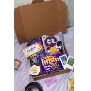 

Snack Box /Gift Box /Hampers Box /Kado Ultah /Kado Ulang Tahun Murah