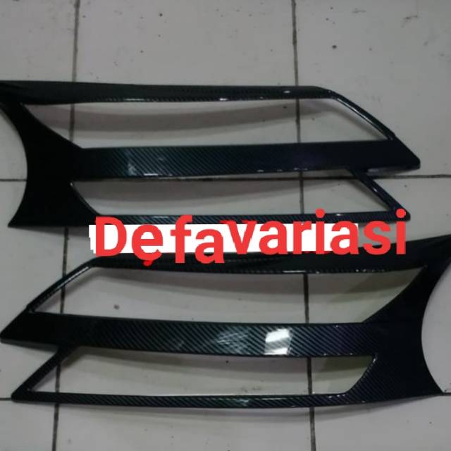 Garnish lampu depan all New avanza_xenia 2019 carbon