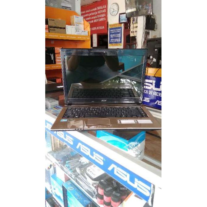 Laptop Acer 4752 core i3 VGA 1GB ram2GB hdd 640GB