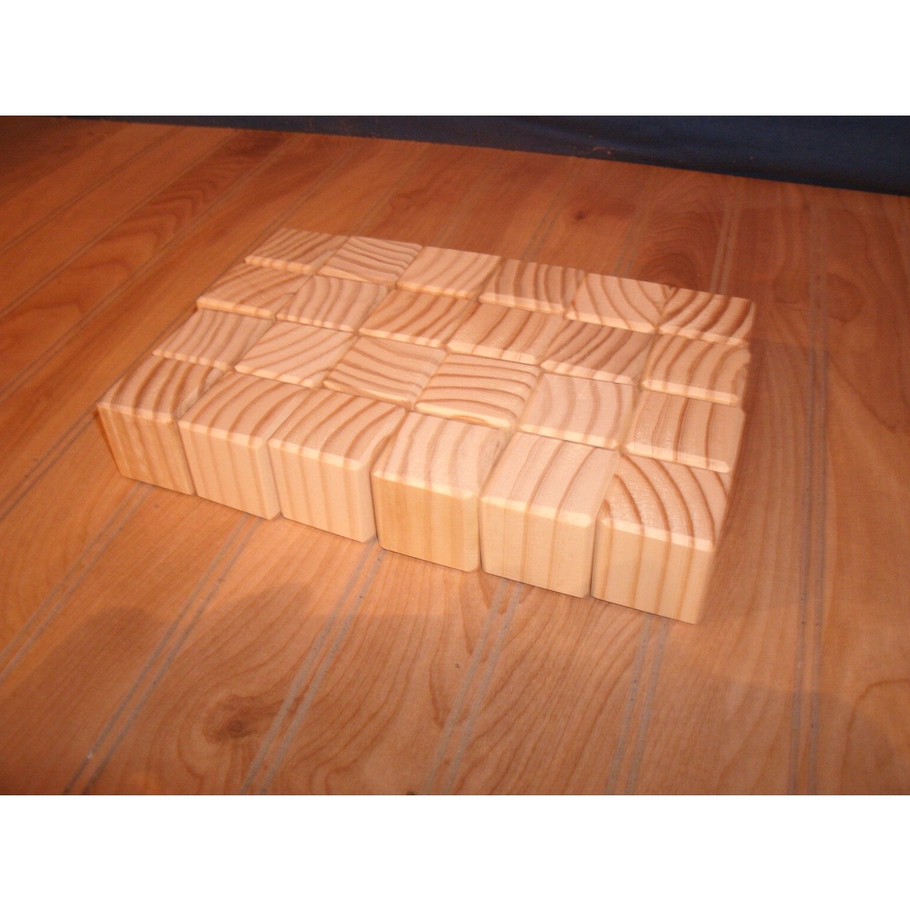 Potongan Kayu Jati Belanda Bentuk Kubus Ukuran 6cm sampai 9cm