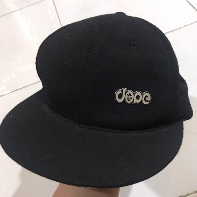 Topi Dope hitam