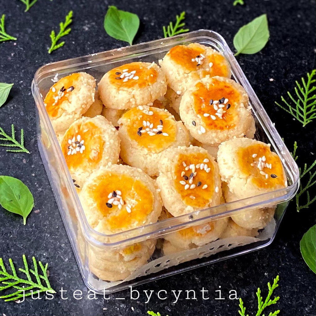 

CHUI KAO SO PREMIUM / KUE WIJEN / SESAME COOKIES / CRISPY BUTTER COOKIES
