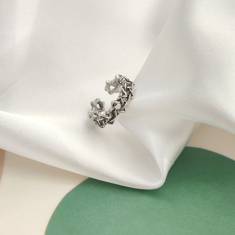 Cincin Bentuk Bintang Segi Enam Model Hollow Bahan Metal Gaya Korea