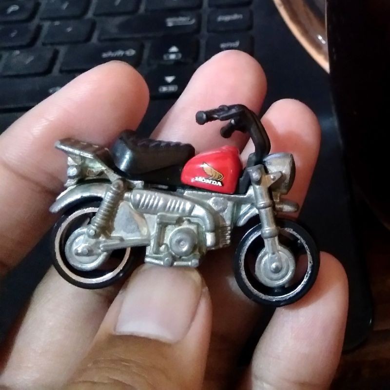 Honda Monkey Red Loose Mulus Jdm Sepeda Motor Merah Rare Bike Super Hw Hot Wheels Motto Moto Monyet