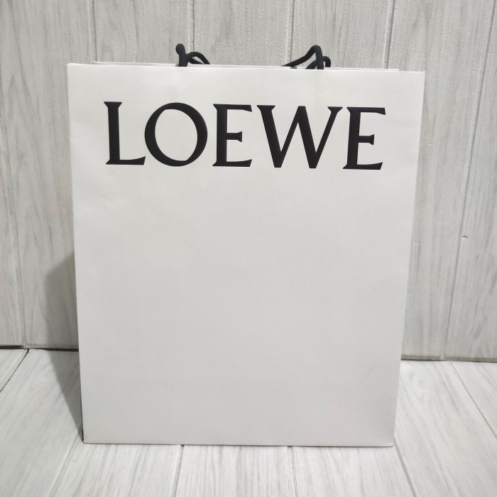 (TERLARIS) paperbag loewe medium / paper bag loewe original / dustbag loewe