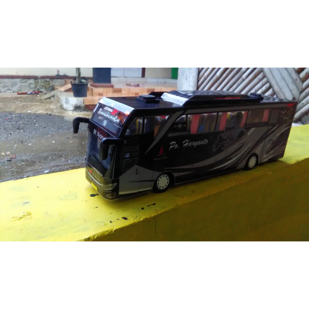 Miniatur Bis Haryanto  Jetbus 3