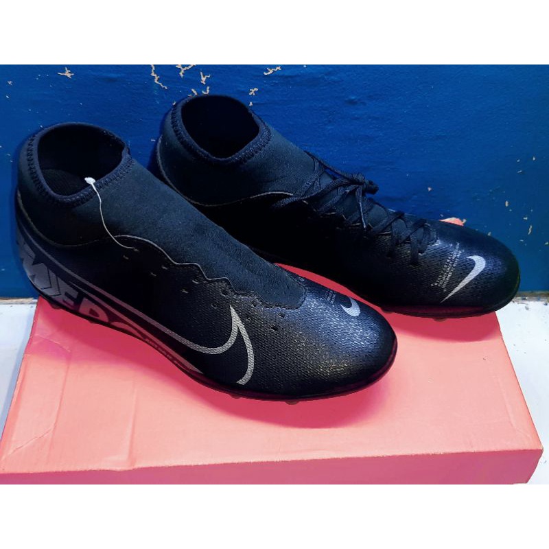 Sepatu Bola NIKE ORIGINAL
