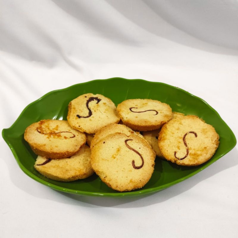 

BOLU KERING BOLU KERTAS JAJANAN KHAS DAERAH MAKANAN TRADISIONAL BANDUNG