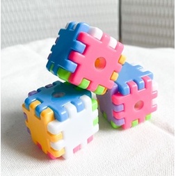 

SERUTAN KUBUS RUBIK WARNA WARNI