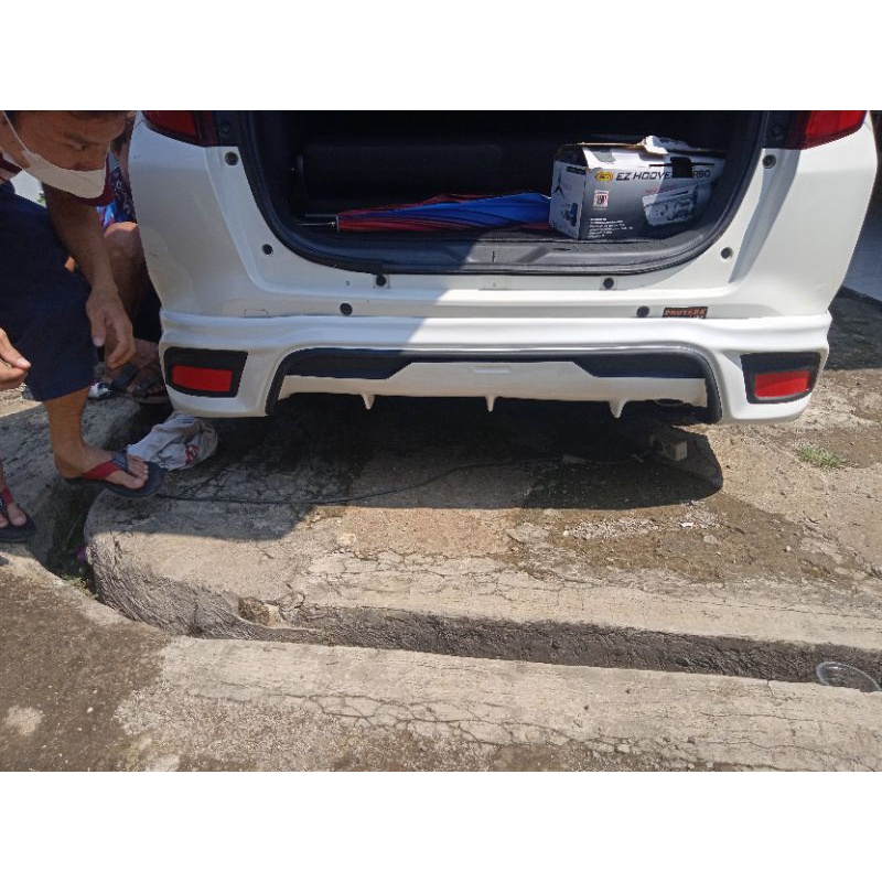 Bodykit Calya dan toyota calya bodykit depan belakang calya . 2016-2022 custom yaris