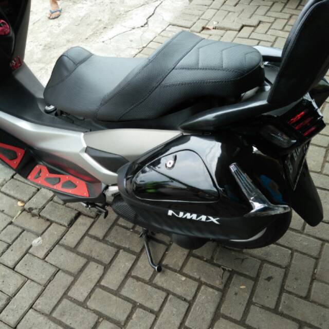 paket side box/box samping nmax model MHR dan spion lipat plus sein free jalu as roda.