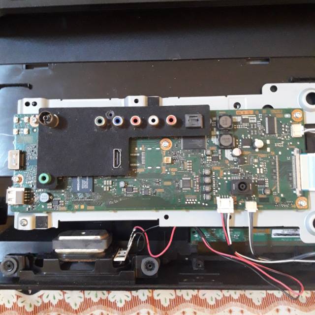 MB Tv sony KDL - 40R350B