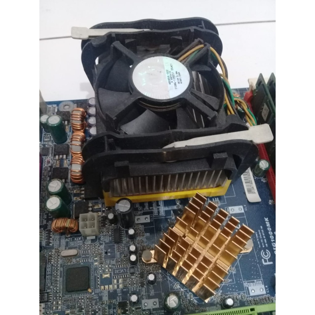 Motherboard soket 478 + Processor P4 + Ram