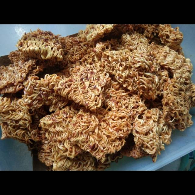 

Mi kriting/mi kremes pedas bumbu basah/ mi pedas