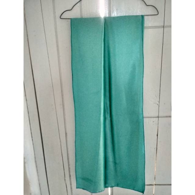 Jilbab pengantin kondangan pesta wisuda syari