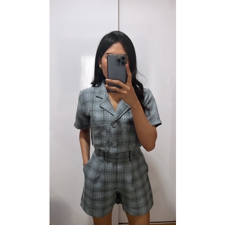 Kyra One Set Blazer Crop Top Wanita Setelan Blazer dan Celana Satu Set