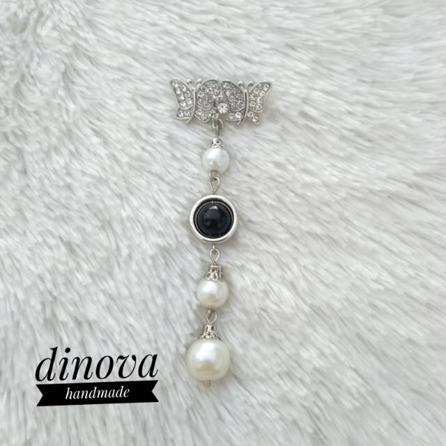 Bros dagu mutiara juntai rantai silver kekinian/brosdagu murah/dinova handmade/bros jilbab