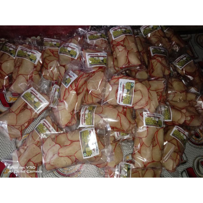 

KERUPUK ASLI IKAN TENGGIRI