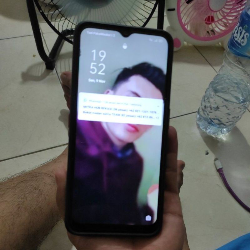 hp oppo a9 2020  8/128 seken masih jos