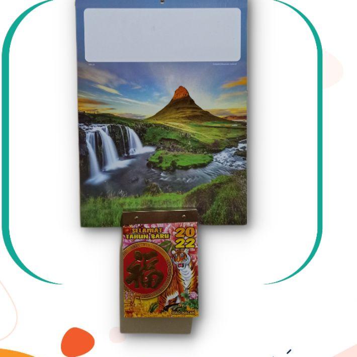 

New - Kalender Harian Sobek Sedang Tahun 2022 Shio Macan Plus Papan Tatakan 29 × 40 cm Arab Jawa Cina,