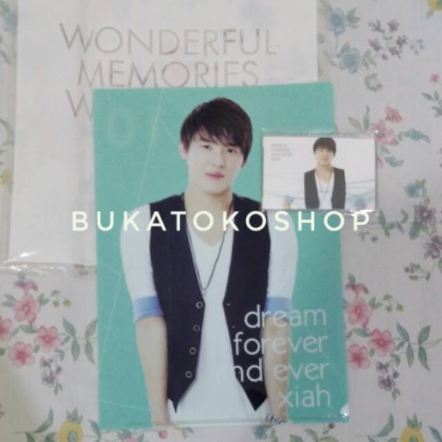 

XIAH Clear File & Card Holder