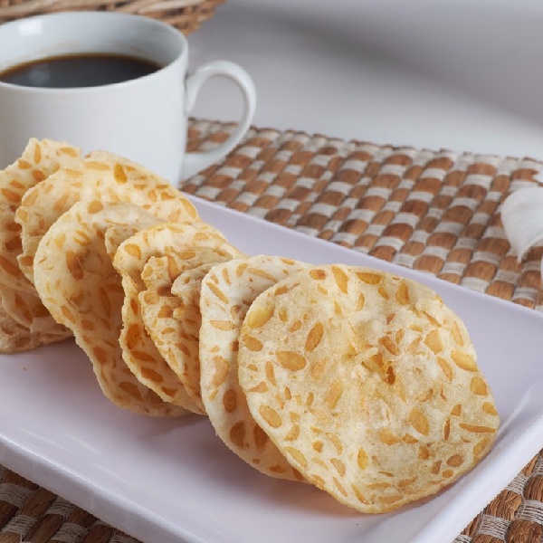 

KERIPIK TEMPE 500 GR KHAS TRENGGALEK