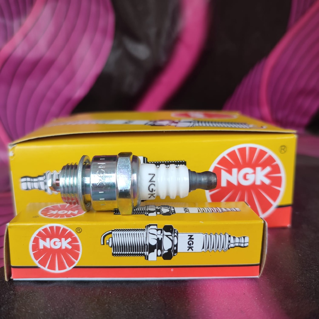 BUSI NGK BPM6A ( Mesin Rumput Gergaji Mesin Traktor )