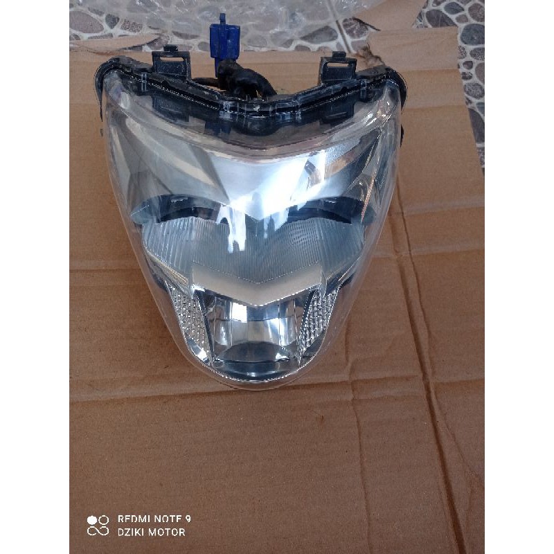 REFPLEKTOR lampu depan  Reflektor Lampu Depan Yamaha Vixion New LED Original