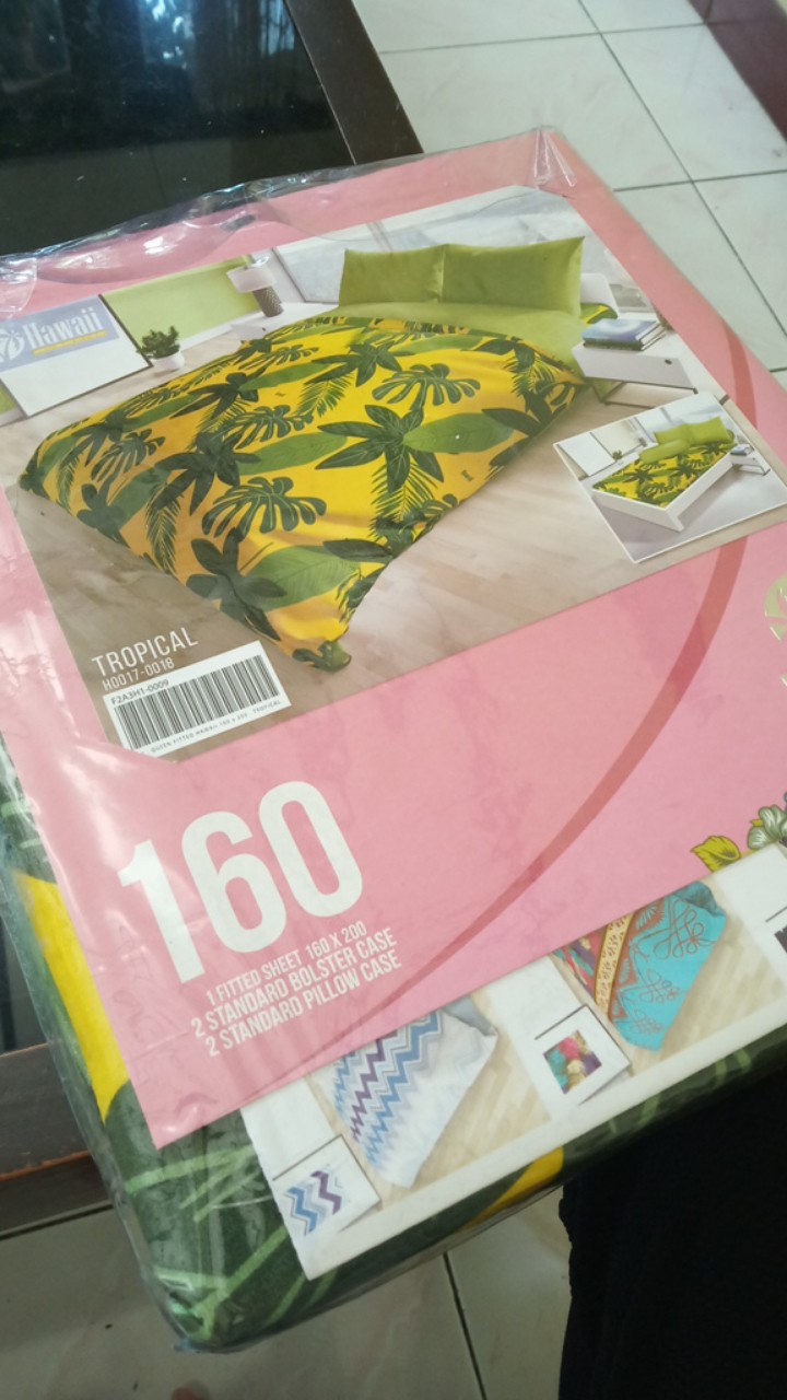 New Sprei Hawai Hugo 160x200
