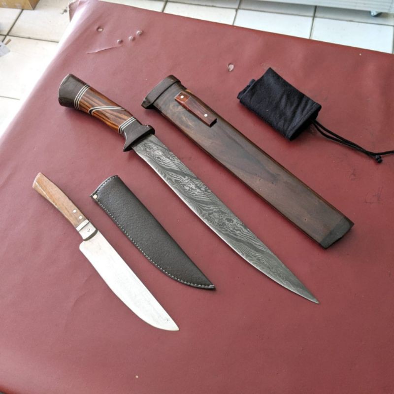 damascus bonus pisau
