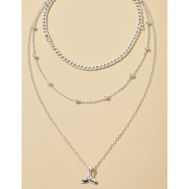 LRC Kalung Wanita Fashion Golden Micro Diamond Butterfly Alloy K98541