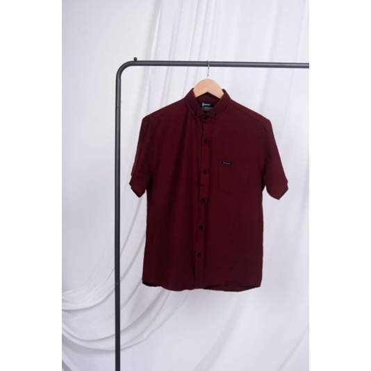 kemeja lengan pendek/kemeja polos pria/kemeja keren pria