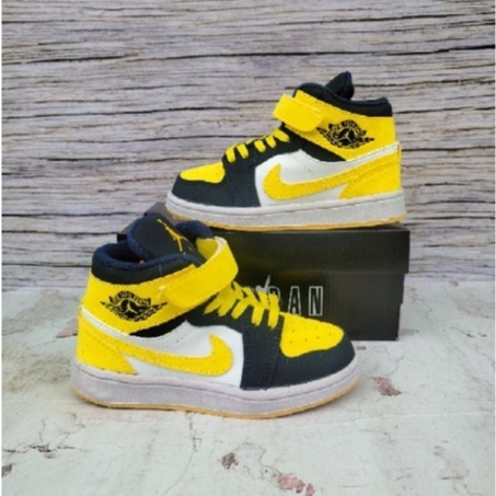 SEPATU ANAK JORDAN MICHIGAN KUNING NAVY GRADE ORI SEPATU ANAK LAKI KADO