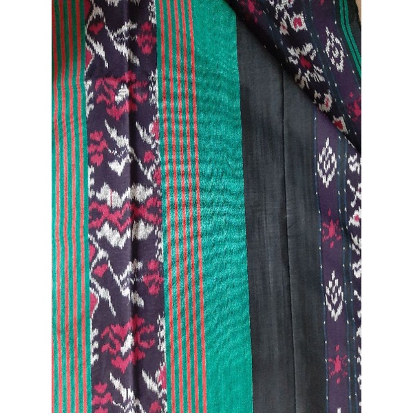 Tenun Ikat klasik kombinasi Lurik