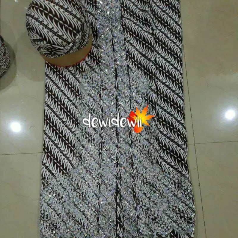 Sepasang Jarik Payet + Blangkon, Motif Parang Putih