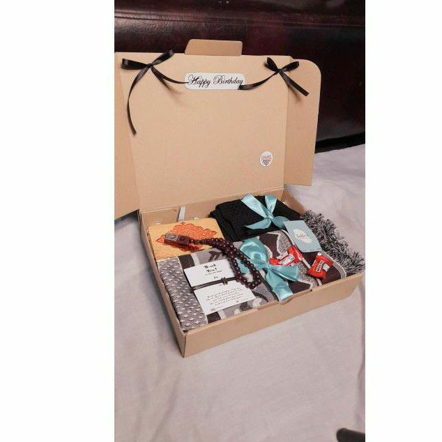 

Gift Box Pria Hampers box Hadiah
