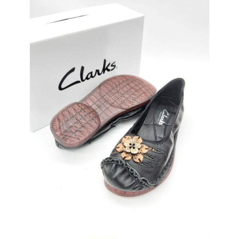 Clarks Bunga Melati Opera / Clarks milkweed flower flat