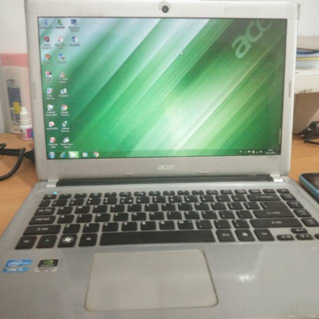 Acer aspire v5/i5/ram4gb
