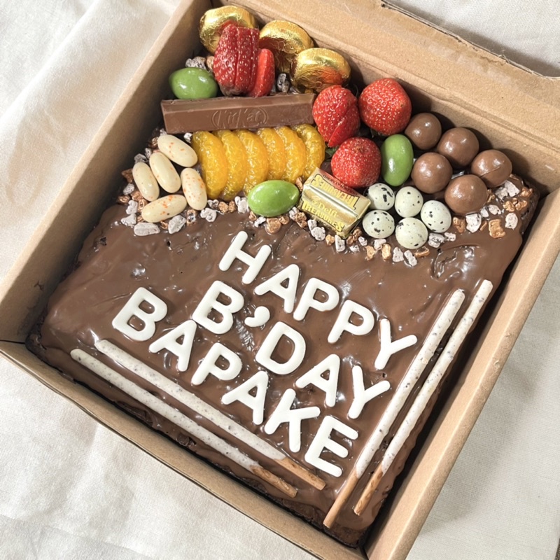 Brownies Fruit &amp; Choco Birthday / Ulang Tahun (Baca Deskripsi)